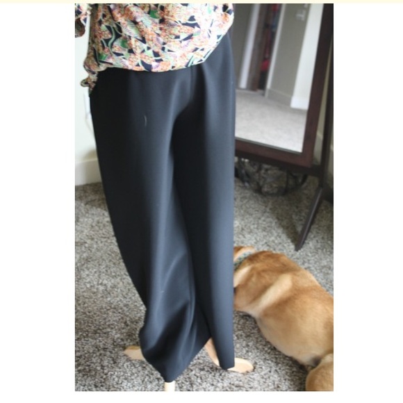 Wide leg, black pant - Picture 5 of 5
